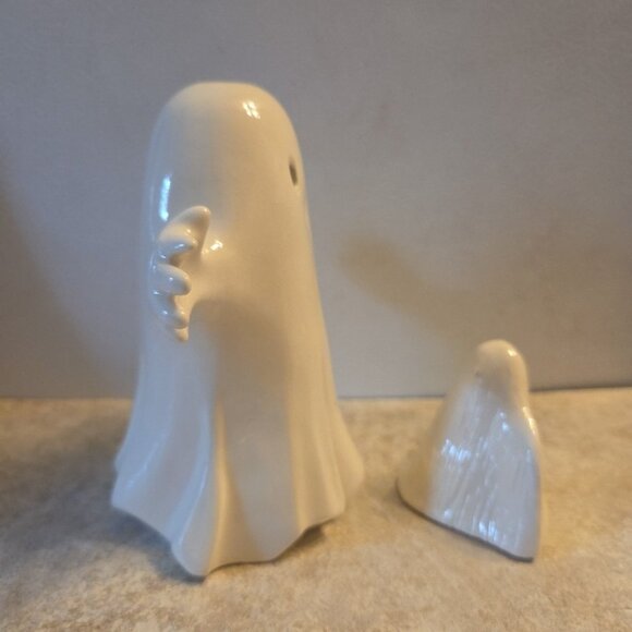 2 Ceramic Ghosts for Halloween Glossy White Fall Vintage - Picture 2 of 6